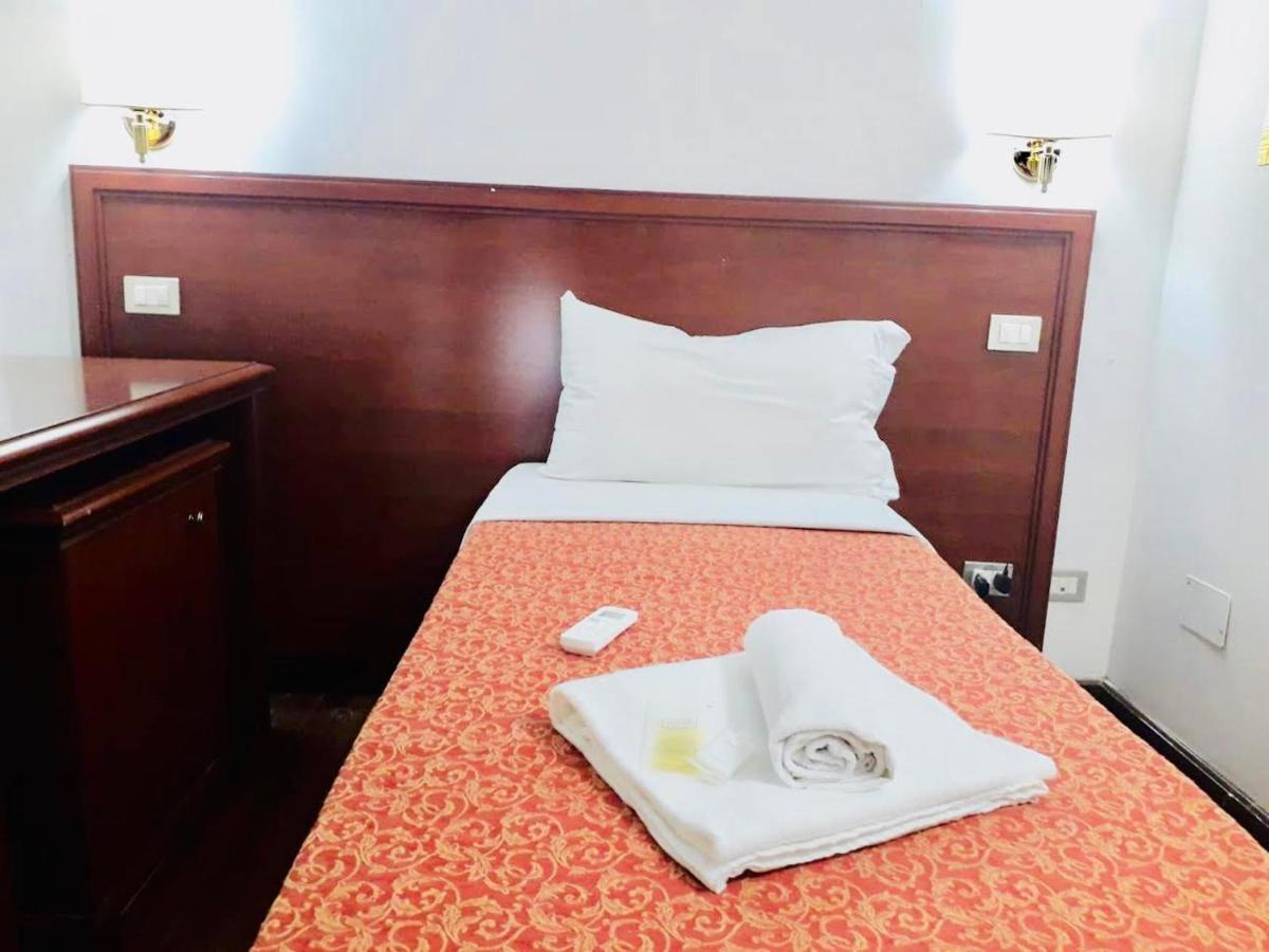 Rome Star Guesthouse エクステリア 写真